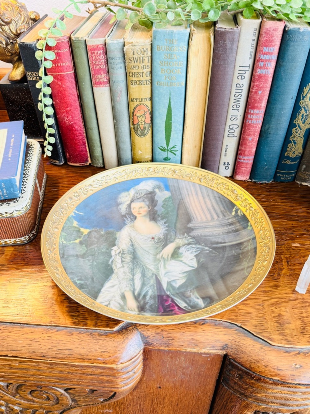 Gorham Gold Framed Portrait Plate with “Honorable Mrs. Graham”1777 - Picture 7 of 11